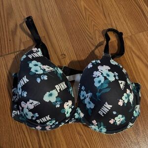 PINK Victoria's Secret Floral Black Push Up Bra Size 36 DD‎